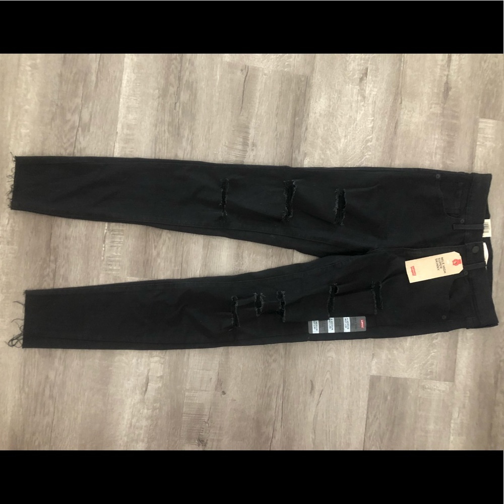 NWT Levi’s mile high skinny jeans